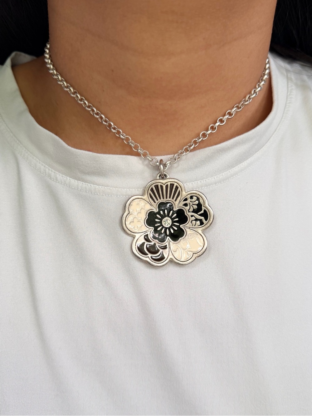 Foxy Originals Floral Pendant Necklace